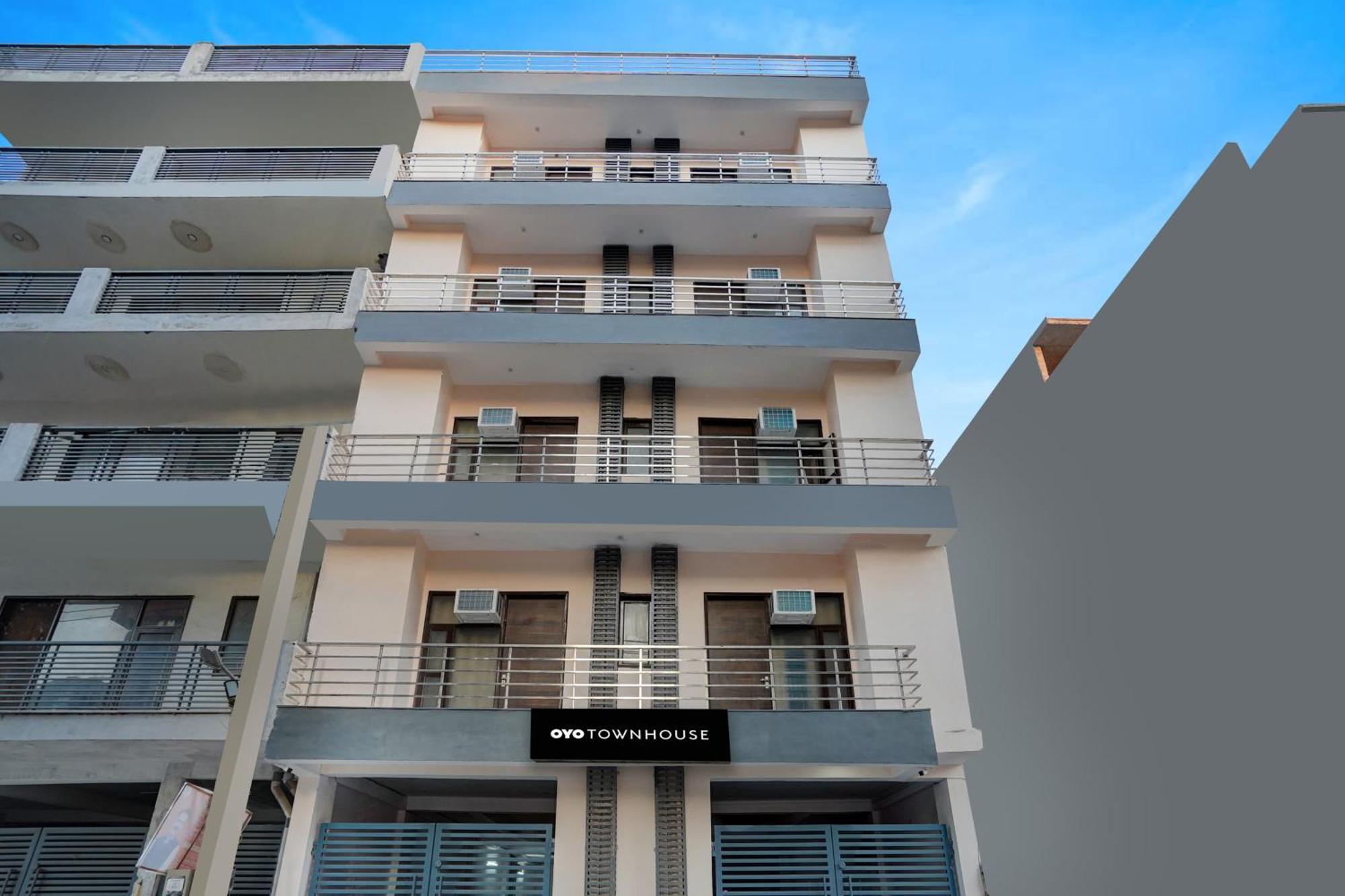 古尔冈 Townhouse Cloud Bay酒店 外观 照片